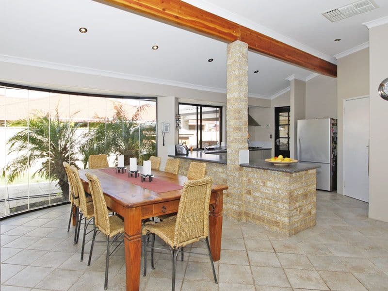 13 Willoughby Close, Redlynch, QLD, 4870, Redlynch - Thumbnail 3