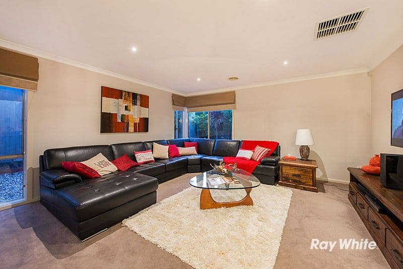 66 Ferndown Drive, Cranbourne VIC 3977, Cranbourne - Thumbnail 6