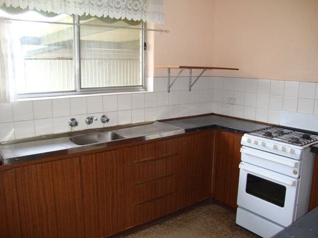 38 Quondong Avenue, PARAFIELD GARDENS SA 5107, Parafield Gardens - Thumbnail 4
