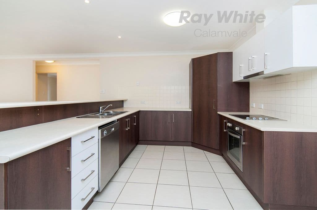 96 Wallum Drive, PARKINSON QLD 4115, Parkinson - Thumbnail 2