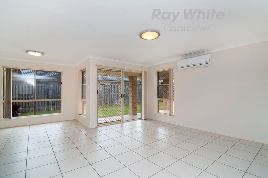 96 Wallum Drive, PARKINSON QLD 4115, Parkinson - Thumbnail 3