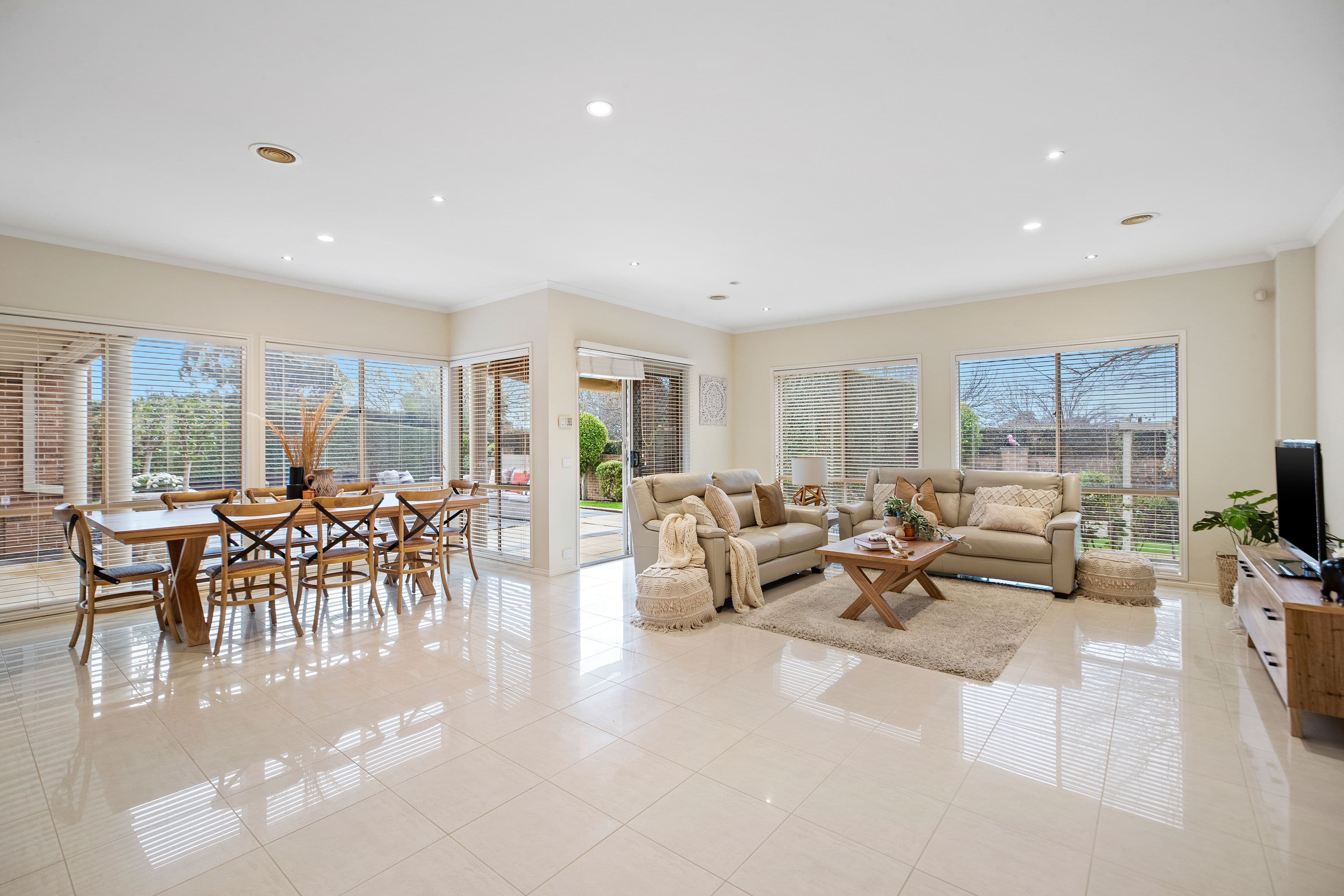 13 Sovereign Crest Boulevard, Rowville VIC 3178, Rowville - Thumbnail 7