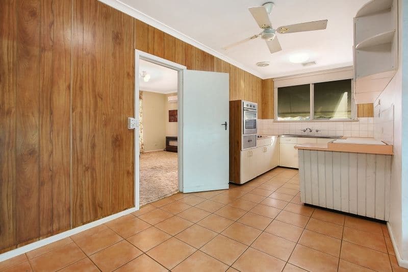 432 Strang Place, Lavington - Thumbnail 3