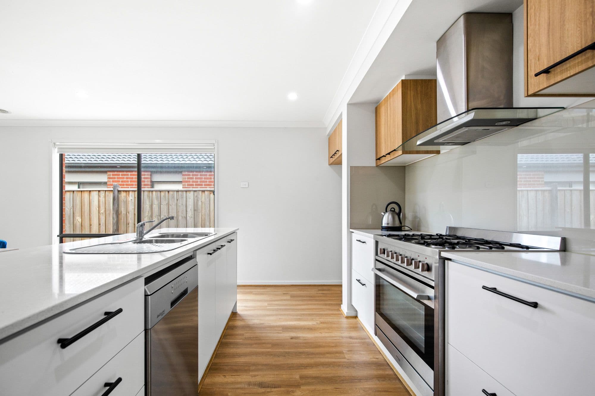 99 Stanmore Crescent, Wyndham Vale VIC 3024, Wyndham Vale - Thumbnail 5