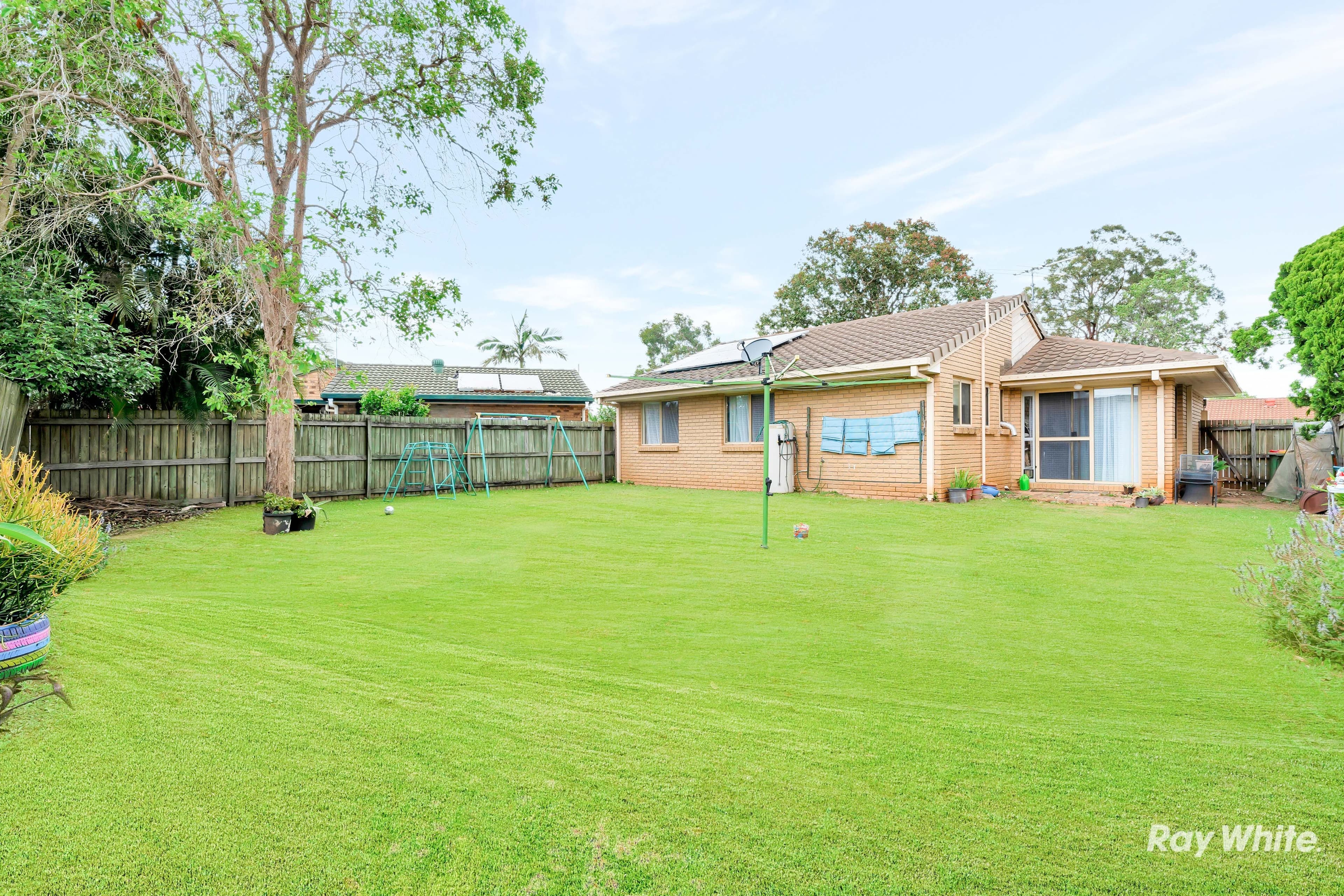 4 Miles Court, Eagleby QLD 4207, Eagleby - Thumbnail 2