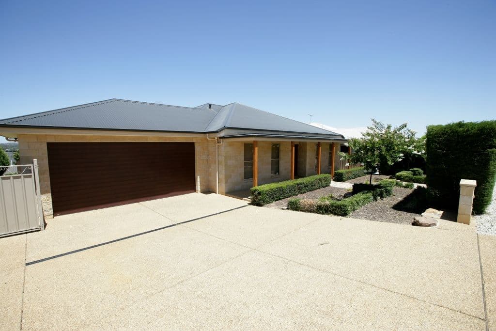 18 Brindabella Drive, TATTON NSW 2650, Tatton - Thumbnail 2