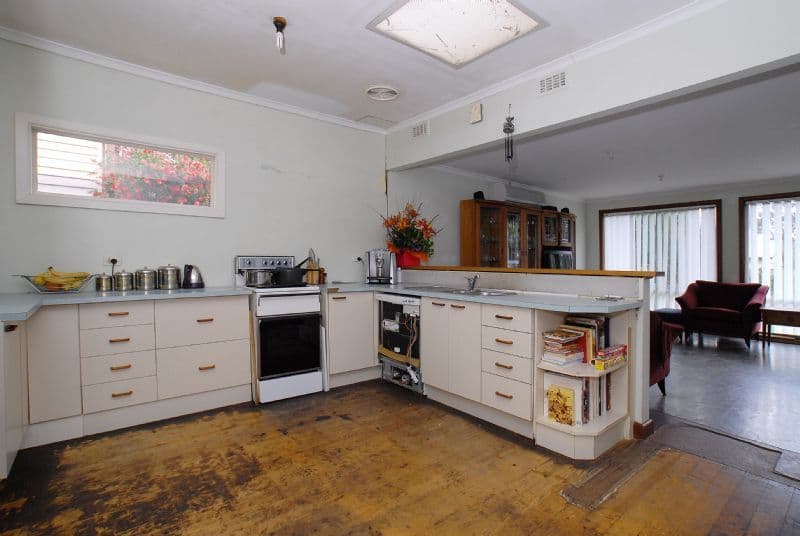 5 Gerald Street, BLACKBURN VIC 3130, Blackburn - Thumbnail 3