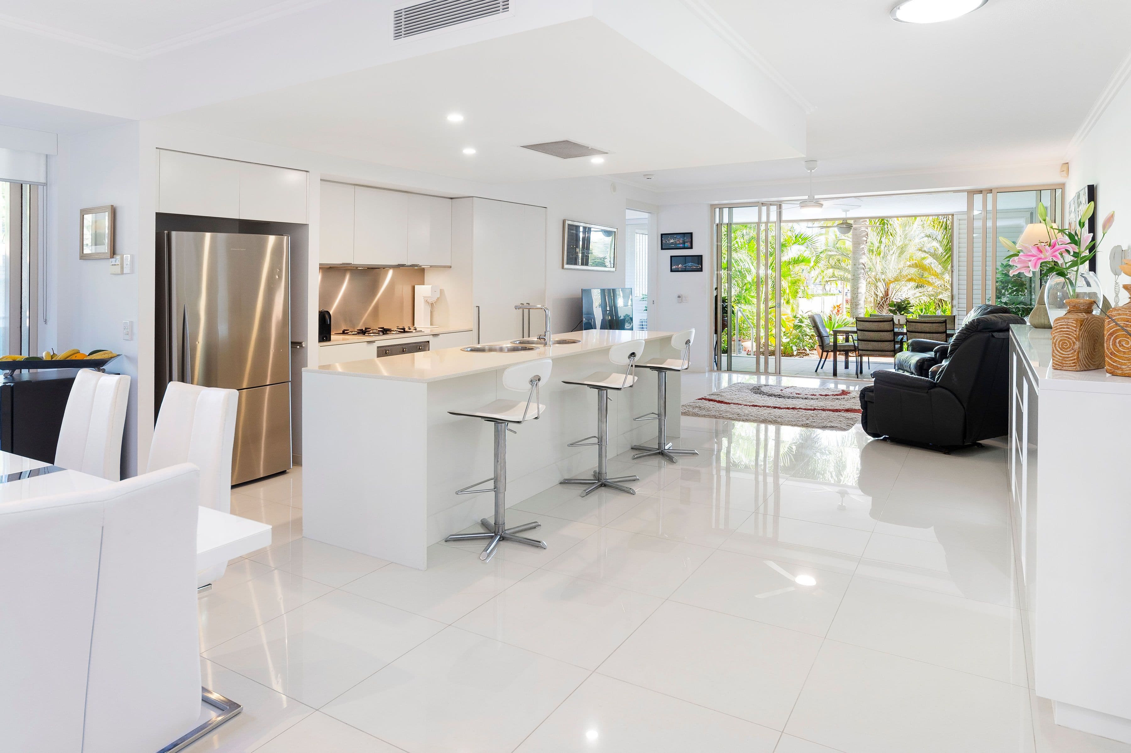 1 Rialto Quay Drive, Hope Island QLD 4212, Hope Island - Image 1
