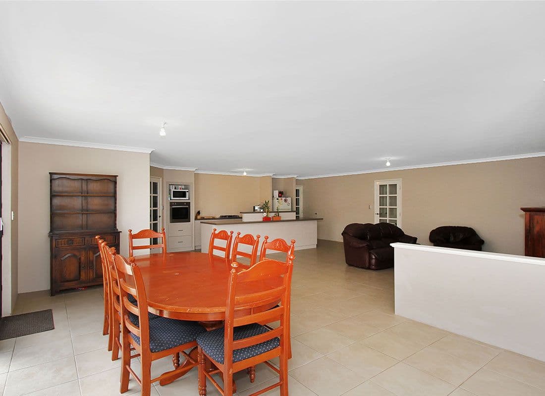 10 Abbotsdale Way, SOUTHERN RIVER WA 6110, Southern River - Thumbnail 5