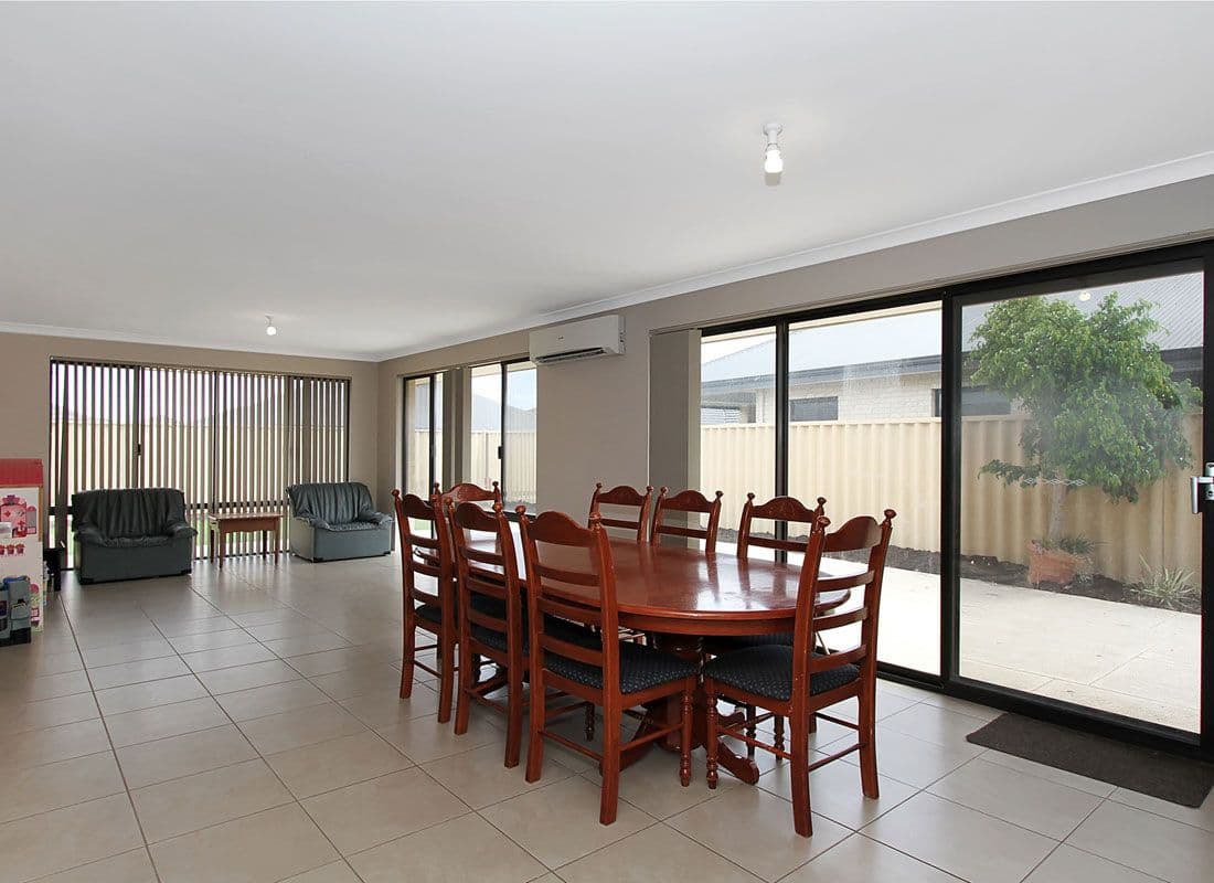 10 Abbotsdale Way, SOUTHERN RIVER WA 6110, Southern River - Thumbnail 7