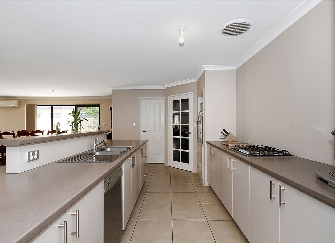10 Abbotsdale Way, SOUTHERN RIVER WA 6110, Southern River - Thumbnail 8
