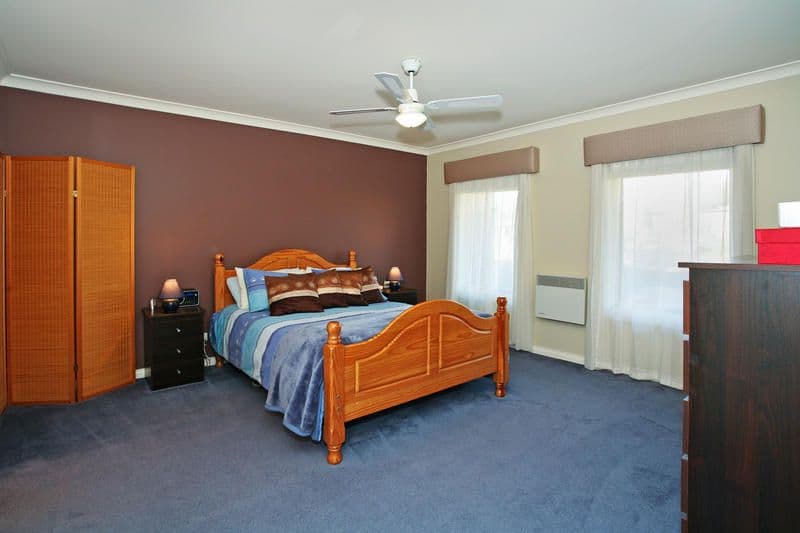 35 Monterey Drive, WAURN PONDS VIC 3216, Waurn Ponds - Thumbnail 3