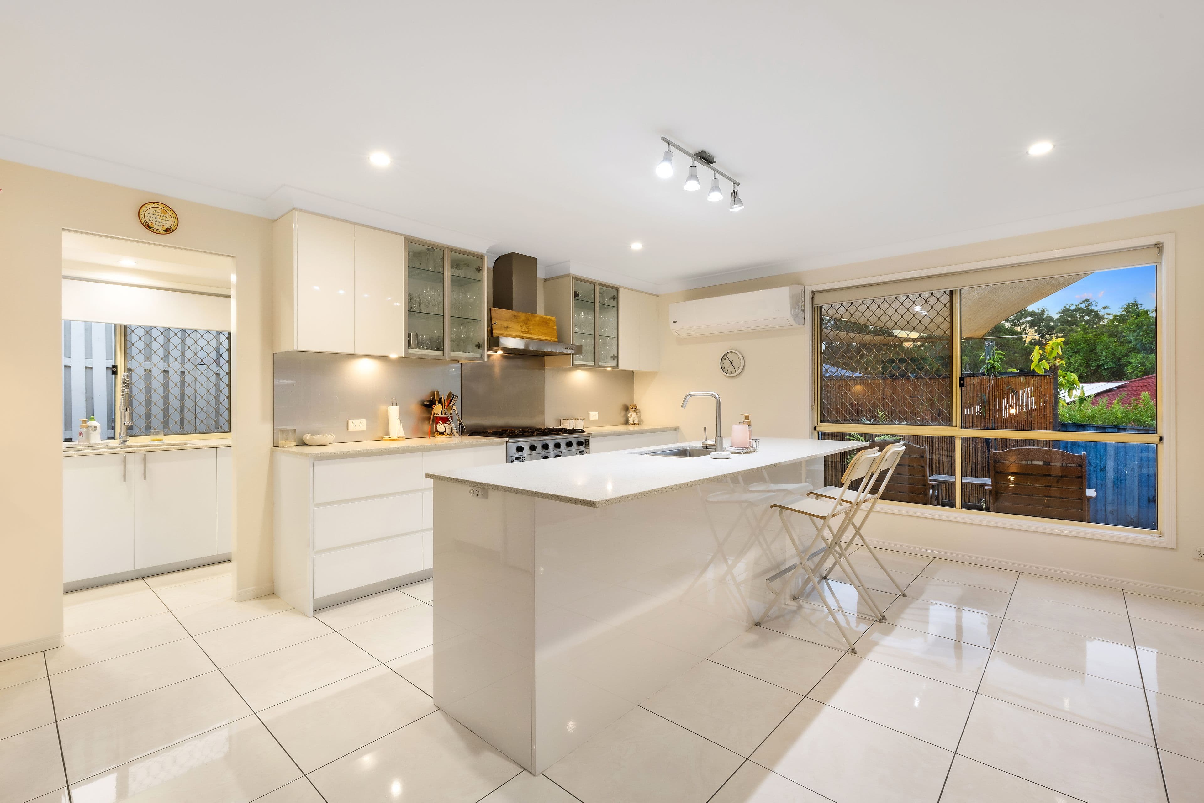 13 Mapia Rise, Pacific Pines QLD 4211, Pacific Pines - Thumbnail 2