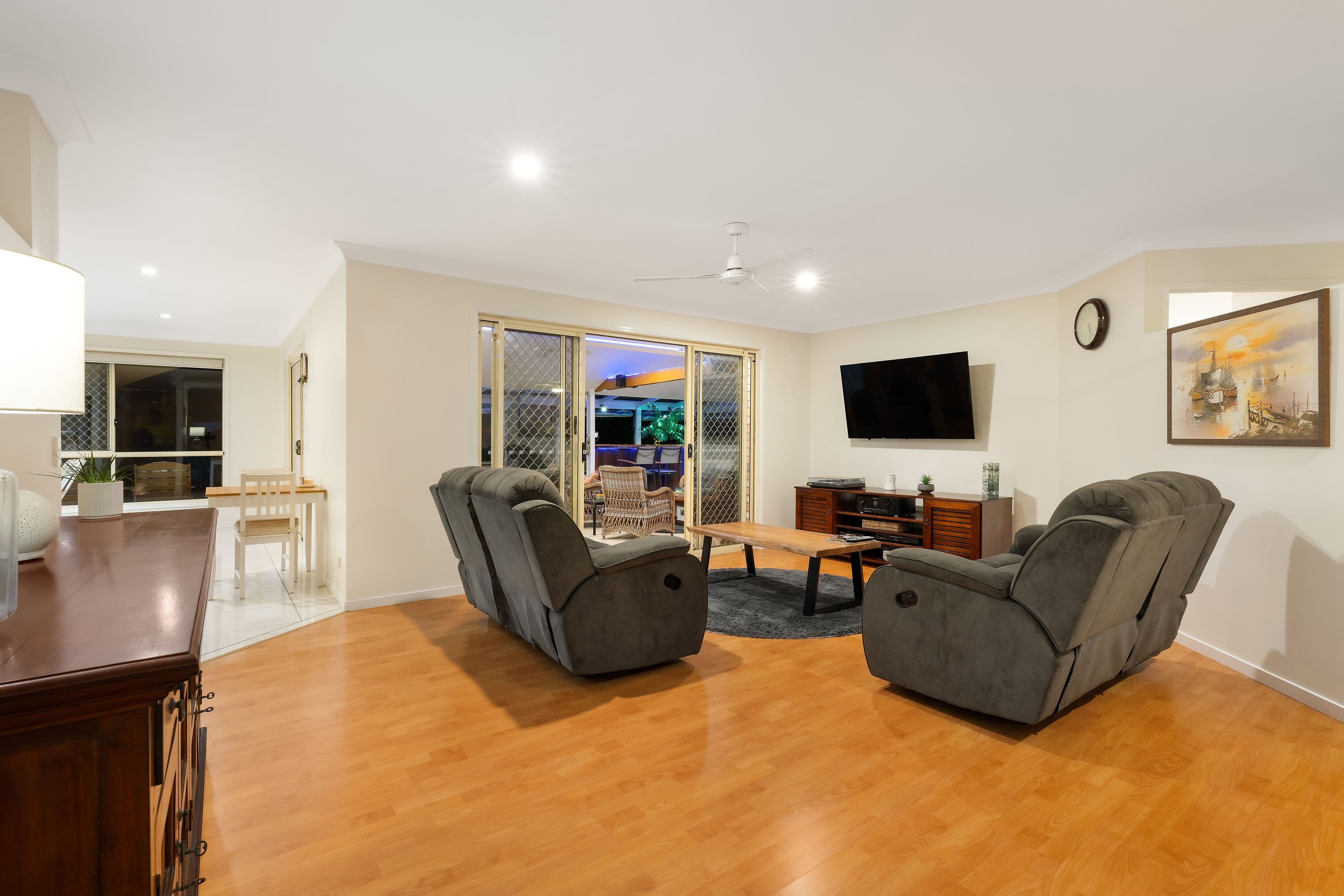 13 Mapia Rise, Pacific Pines QLD 4211, Pacific Pines - Thumbnail 8