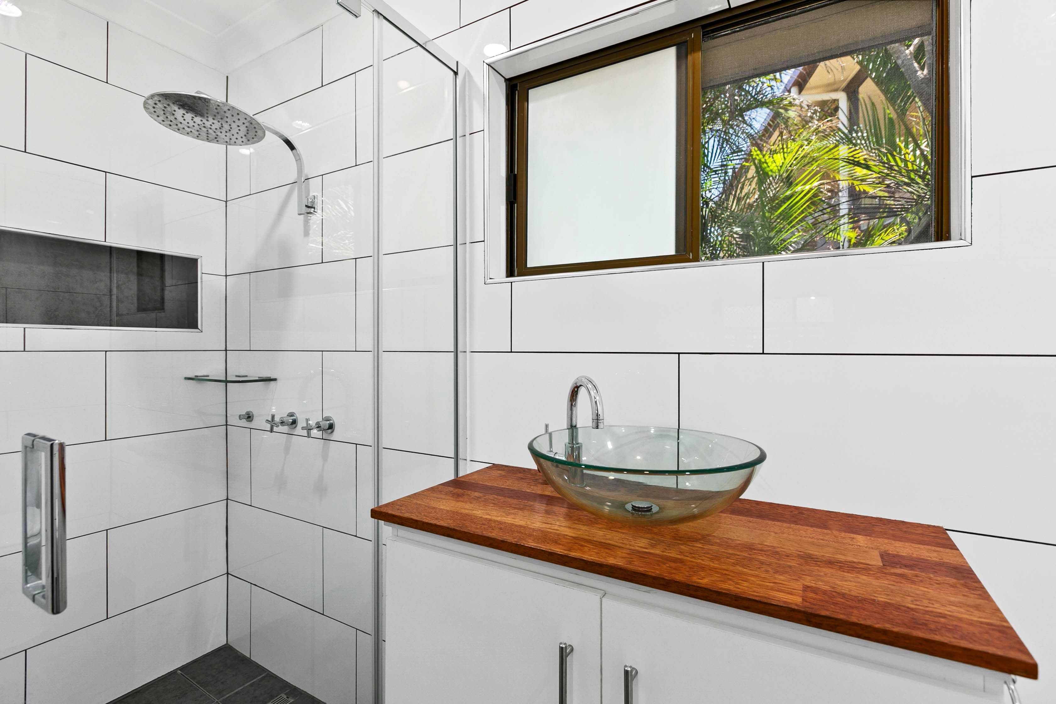 51 Corfield Street, Point Vernon QLD 4655, Point Vernon - Thumbnail 8
