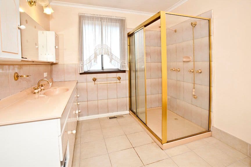 12 Andelana Avenue, WHEELERS HILL VIC 3150, Wheelers Hill - Thumbnail 4