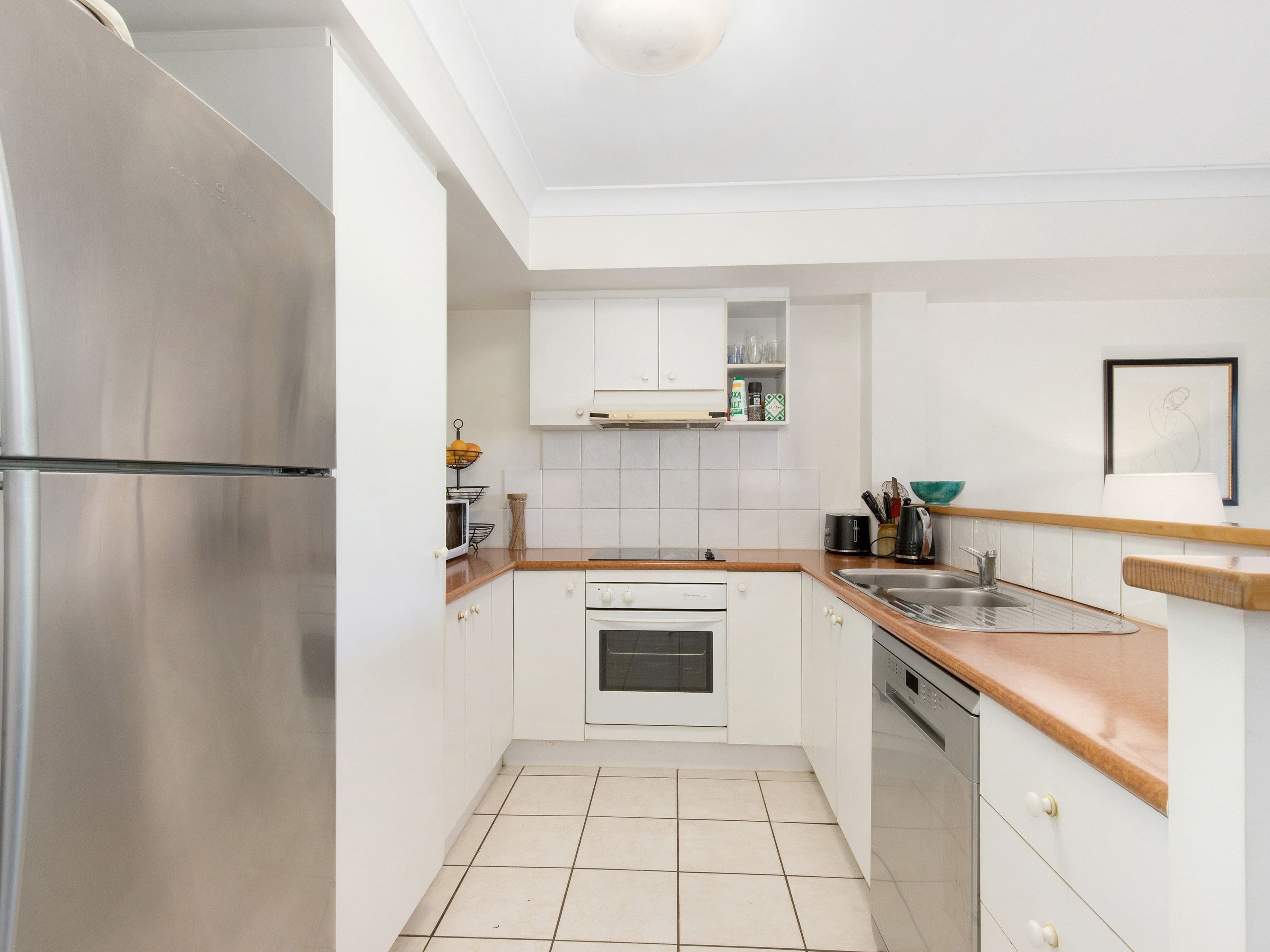 1-15 Gentian Drive, Arundel QLD 4214, Arundel - Thumbnail 4