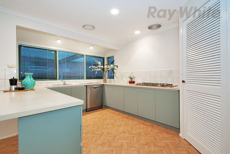 14 BRACK Court, Mooroolbark VIC 3138, Mooroolbark - Thumbnail 4