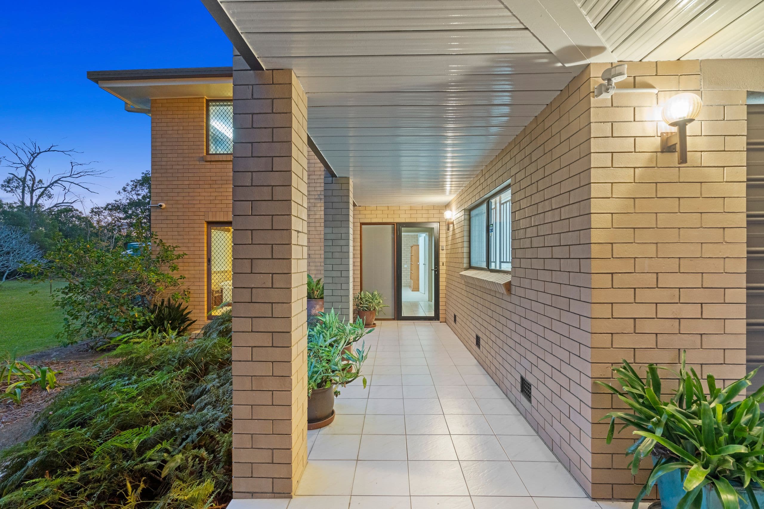 349 Stanbrough Road, Belmont QLD 4153, Belmont - Thumbnail 5