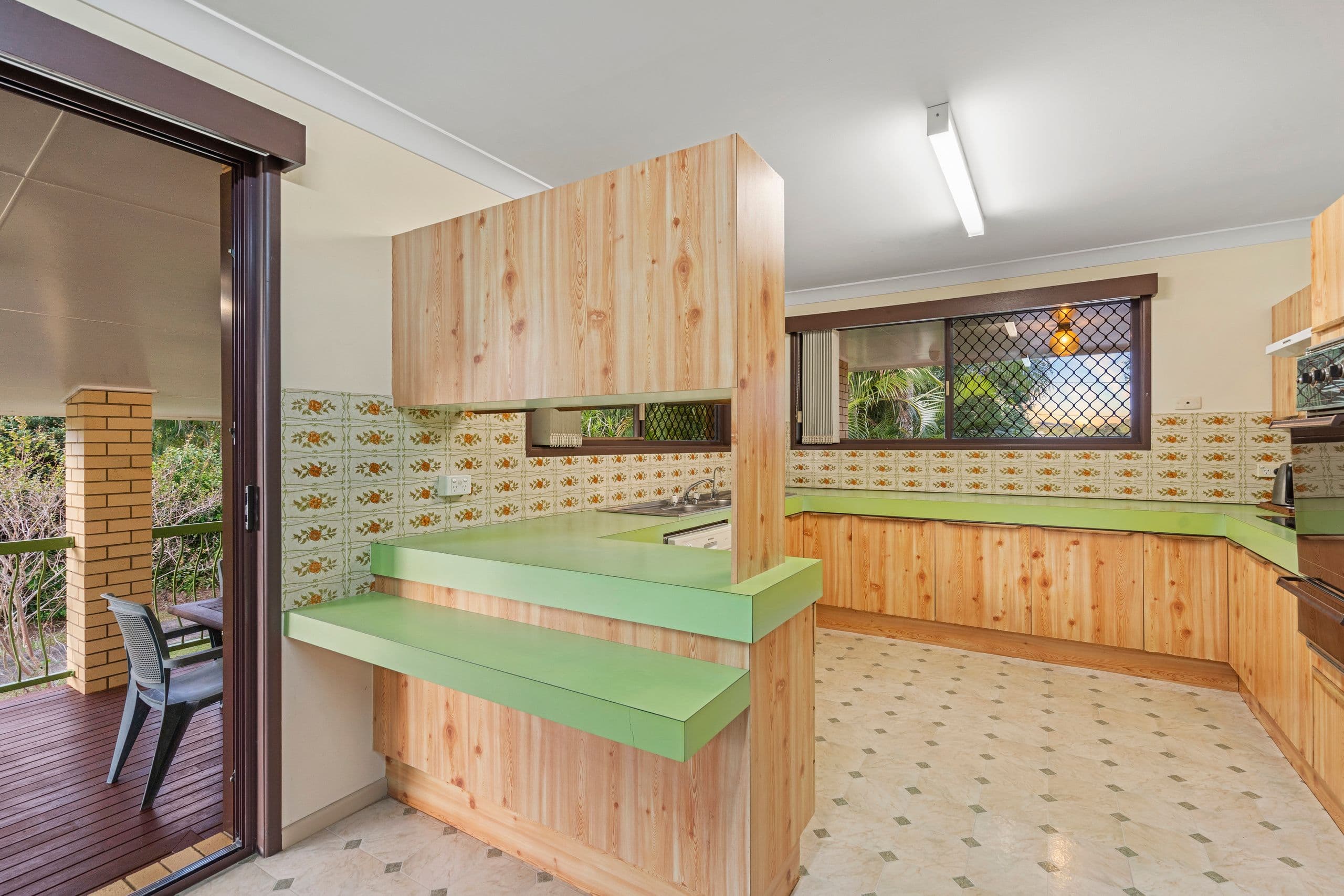 349 Stanbrough Road, Belmont QLD 4153, Belmont - Thumbnail 6