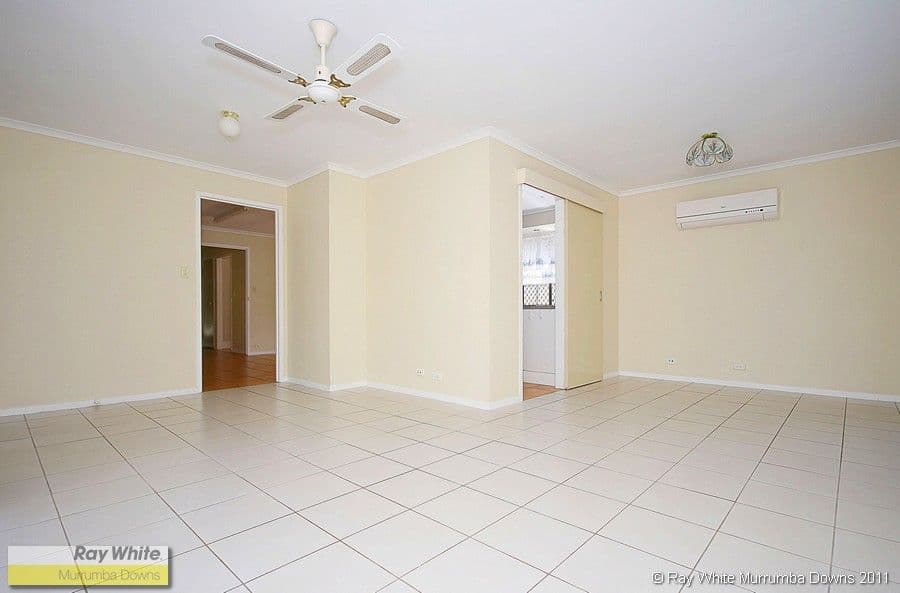 17 Eucumbene Drive, PETRIE QLD 4502, Petrie - Thumbnail 4