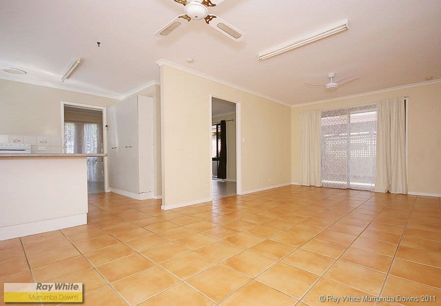 17 Eucumbene Drive, PETRIE QLD 4502, Petrie - Thumbnail 5