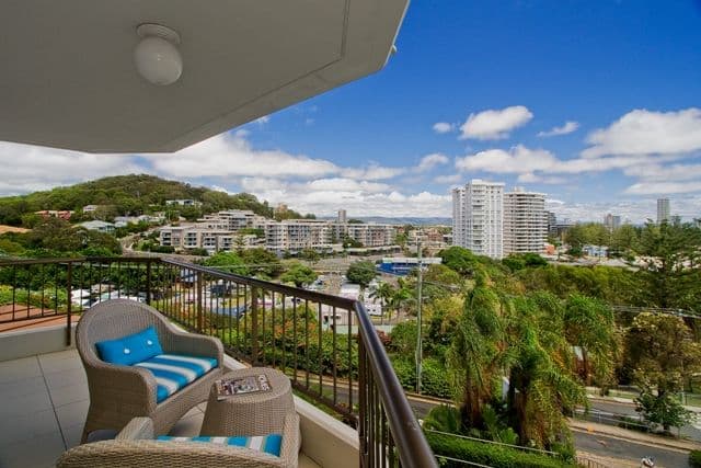 45 Hayle Street, BURLEIGH HEADS QLD 4220, Burleigh Heads - Thumbnail 3