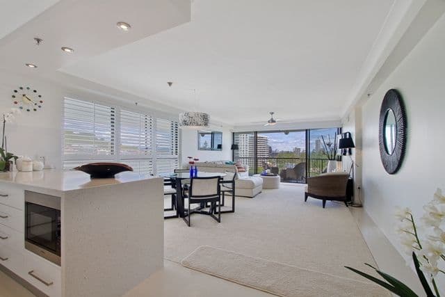 45 Hayle Street, BURLEIGH HEADS QLD 4220, Burleigh Heads - Thumbnail 7