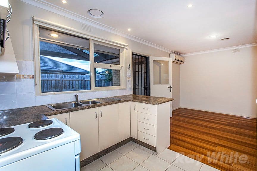 6 Sunshine Street, Rowville VIC 3178, Rowville - Thumbnail 4