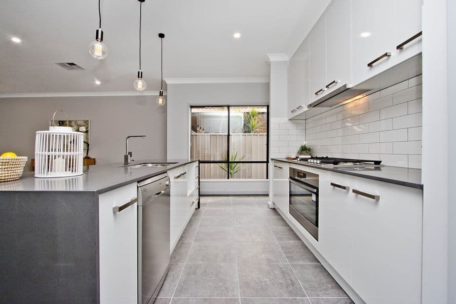 6 Bentley Avenue, Fulham Gardens SA 5024, Fulham Gardens - Thumbnail 2