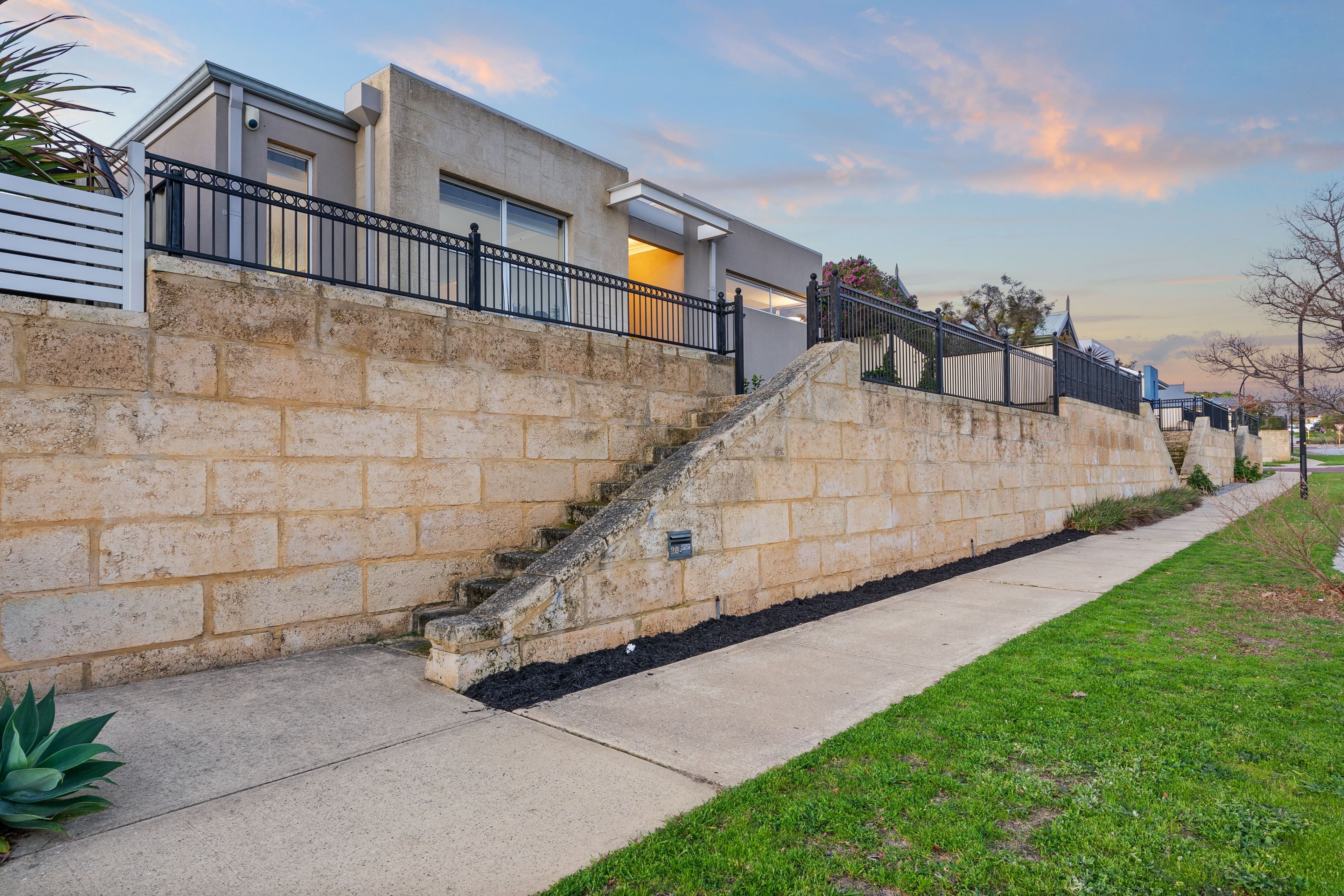 28 Somerly Drive, Clarkson WA 6030, Clarkson - Thumbnail 2