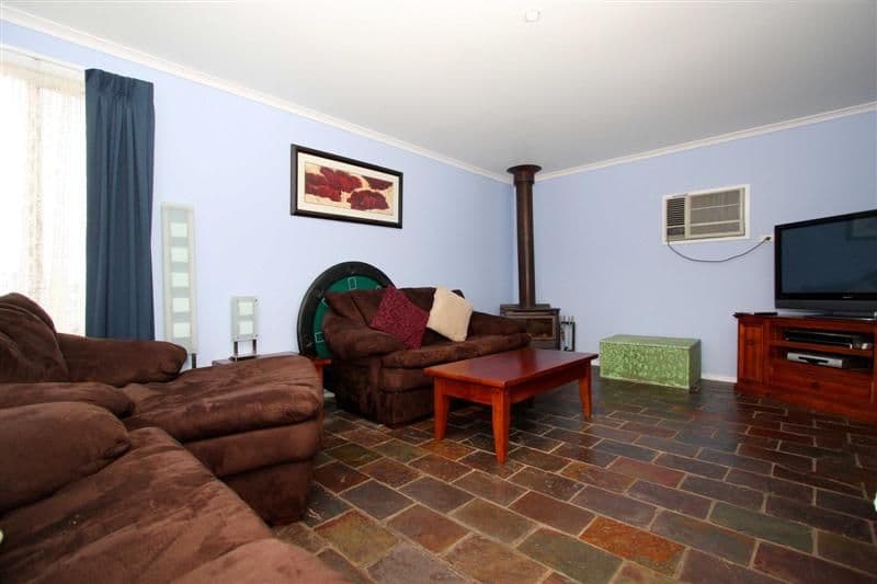 22 Argyll Street, SYDENHAM VIC 3037, Sydenham - Thumbnail 4