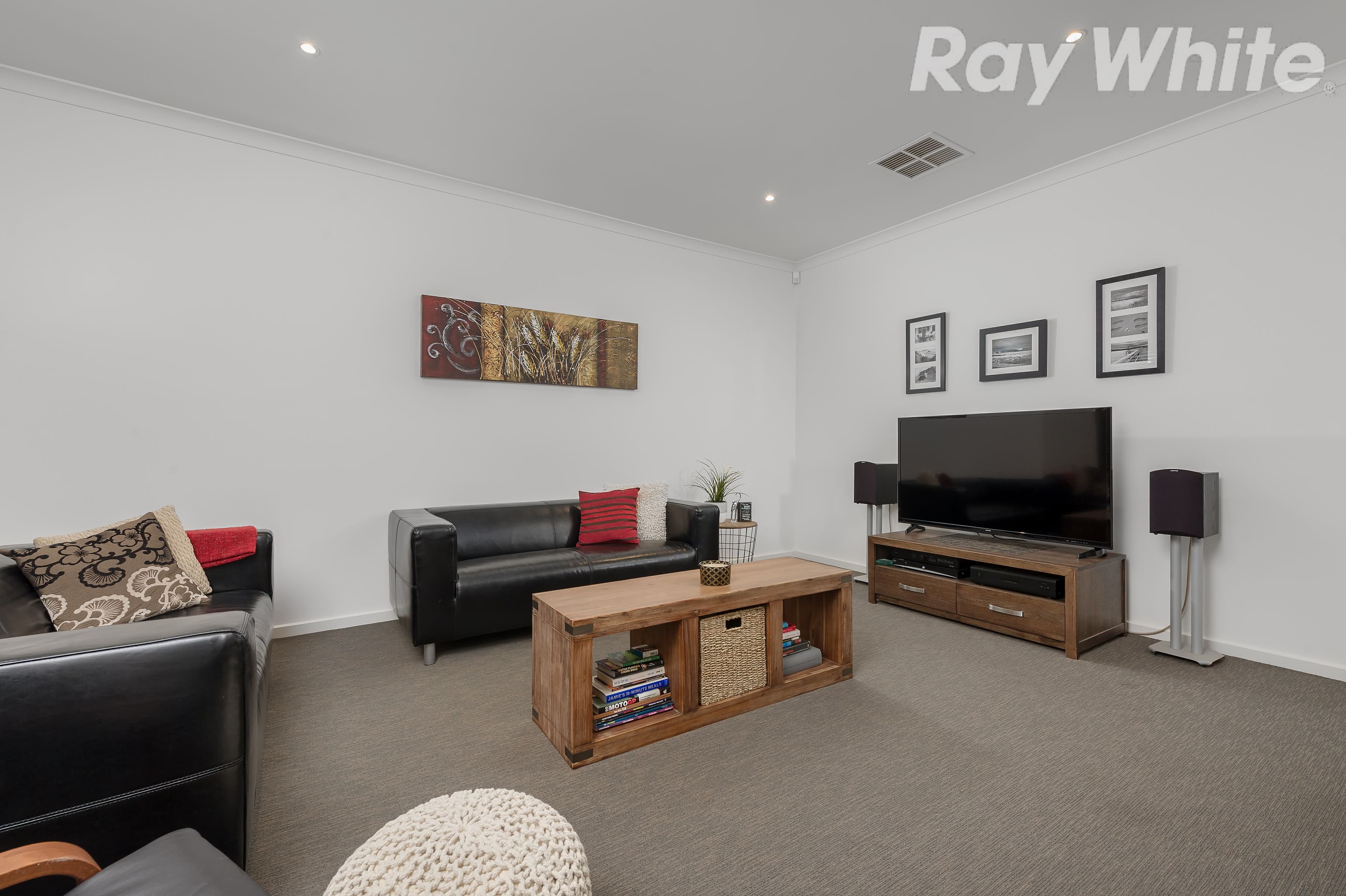 6 Sargood Drive, South Morang VIC 3752, South Morang - Thumbnail 2