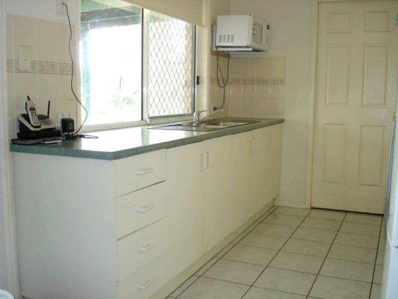 2 Guy Lane, OXENFORD QLD 4210, Oxenford - Thumbnail 6