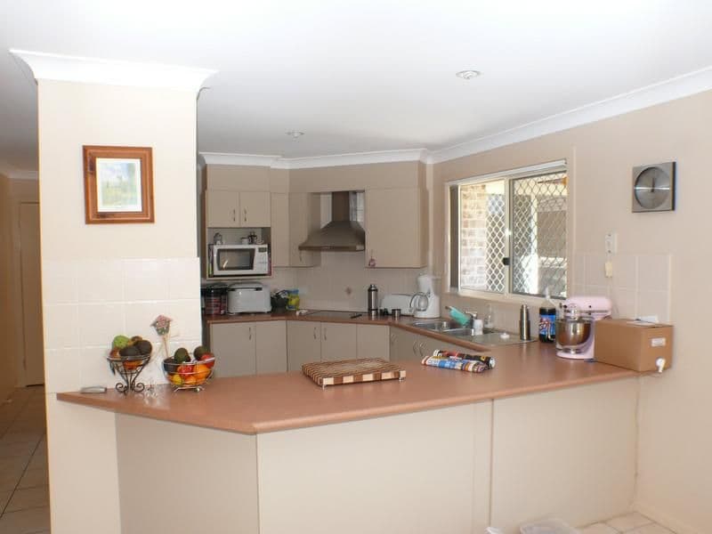 50 Tallowood Way, SUNNYBANK HILLS QLD 4109, Sunnybank Hills - Thumbnail 3