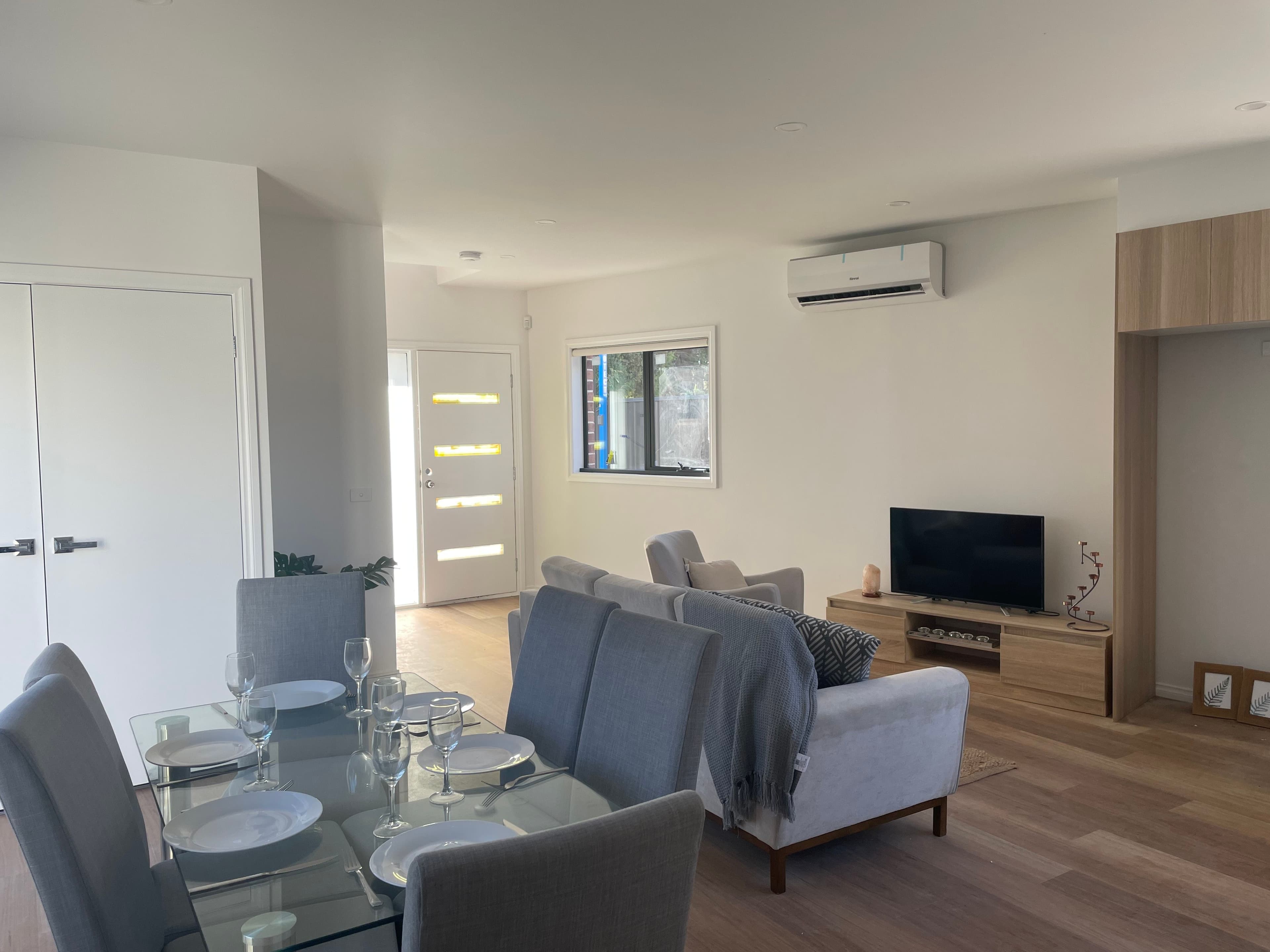 8 Mattea Court, Reservoir VIC 3073, Reservoir - Thumbnail 3