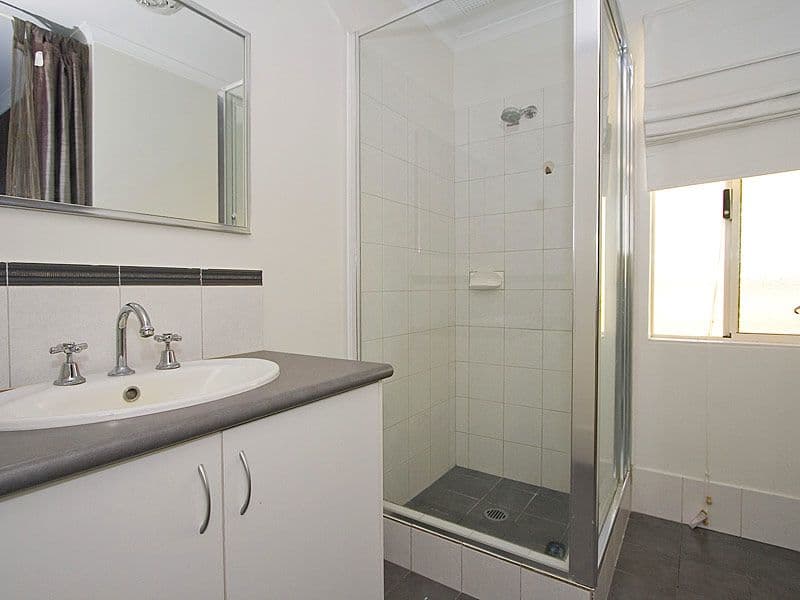 6 Ridglea Link, CLARKSON WA 6030, Clarkson - Thumbnail 6
