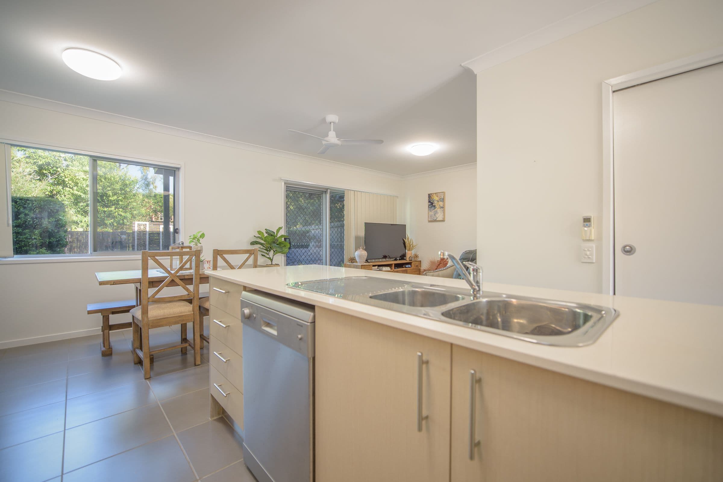 2 Beezley Street, Glen Eden QLD 4680, Glen Eden - Thumbnail 2