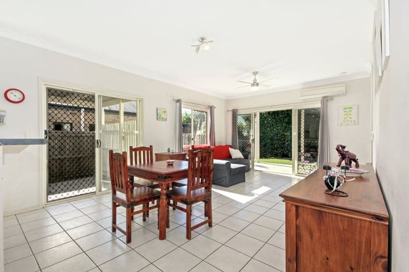 42 Bounty Street, Springfield Lakes - Thumbnail 3