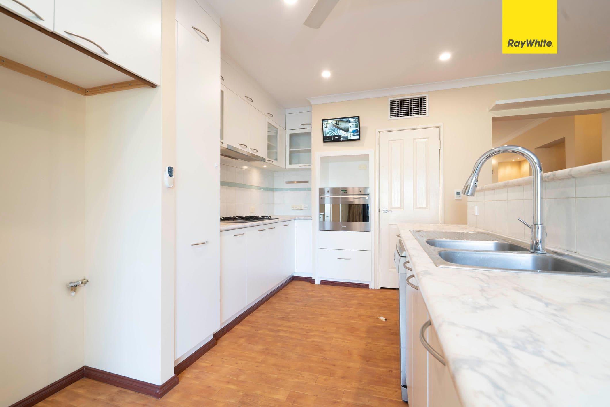 378 Kew Street, Cloverdale WA 6105, Cloverdale - Thumbnail 4