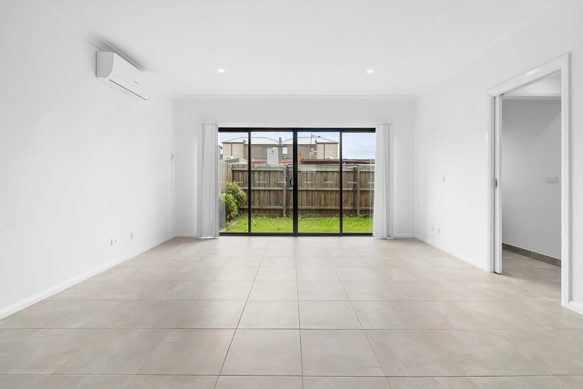 92 Graham Street, Broadmeadows VIC 3047, Broadmeadows - Thumbnail 2