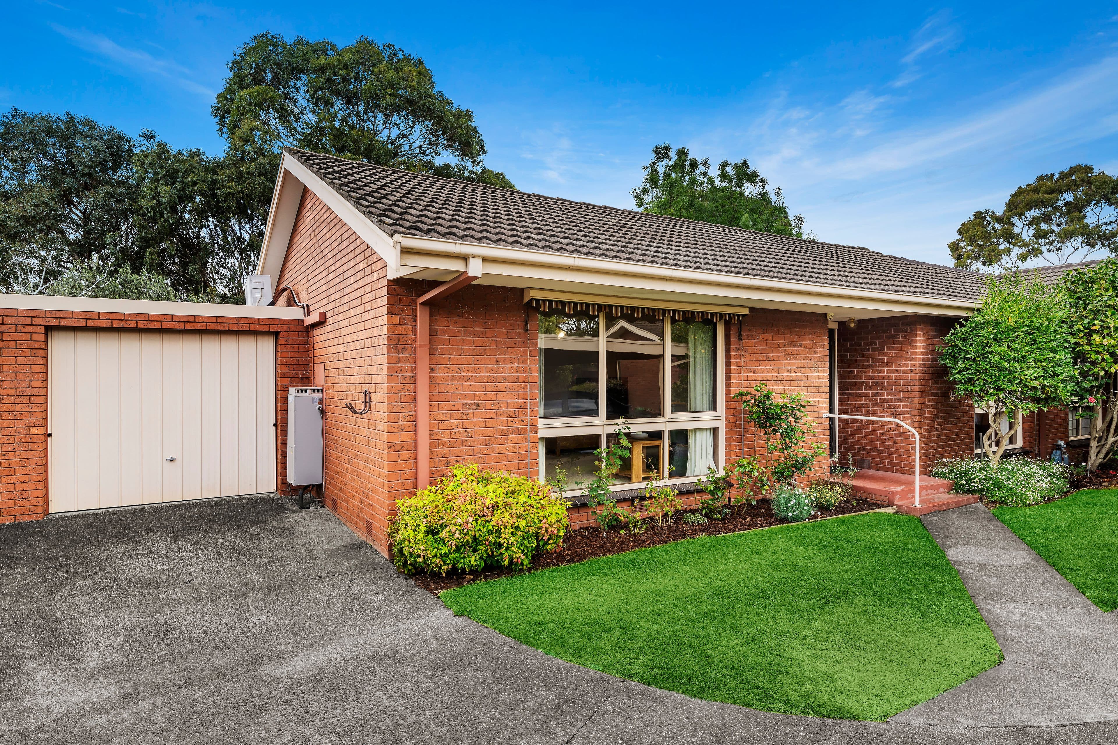 30 Strathallan Road, Macleod VIC 3085, Macleod - Image 1