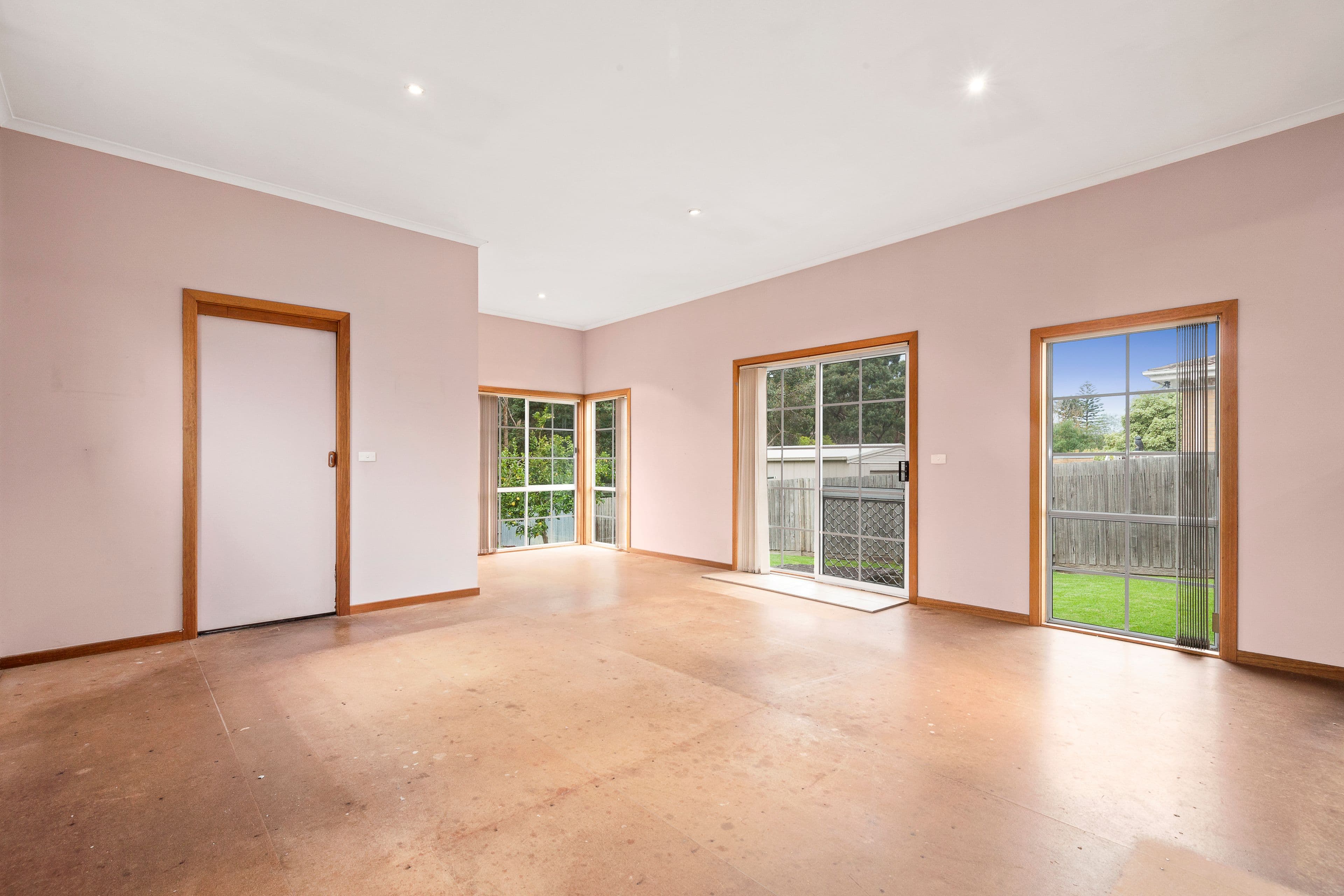 1 Therese Avenue, Mount Waverley VIC 3149, Mount Waverley - Thumbnail 5