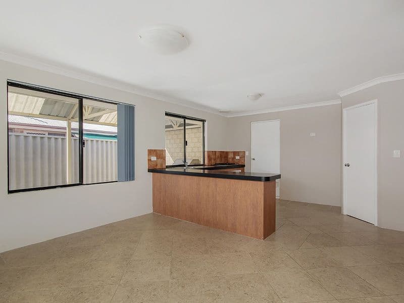 12 Lonsdale Crescent, WAIKIKI WA 6169, Waikiki - Thumbnail 8