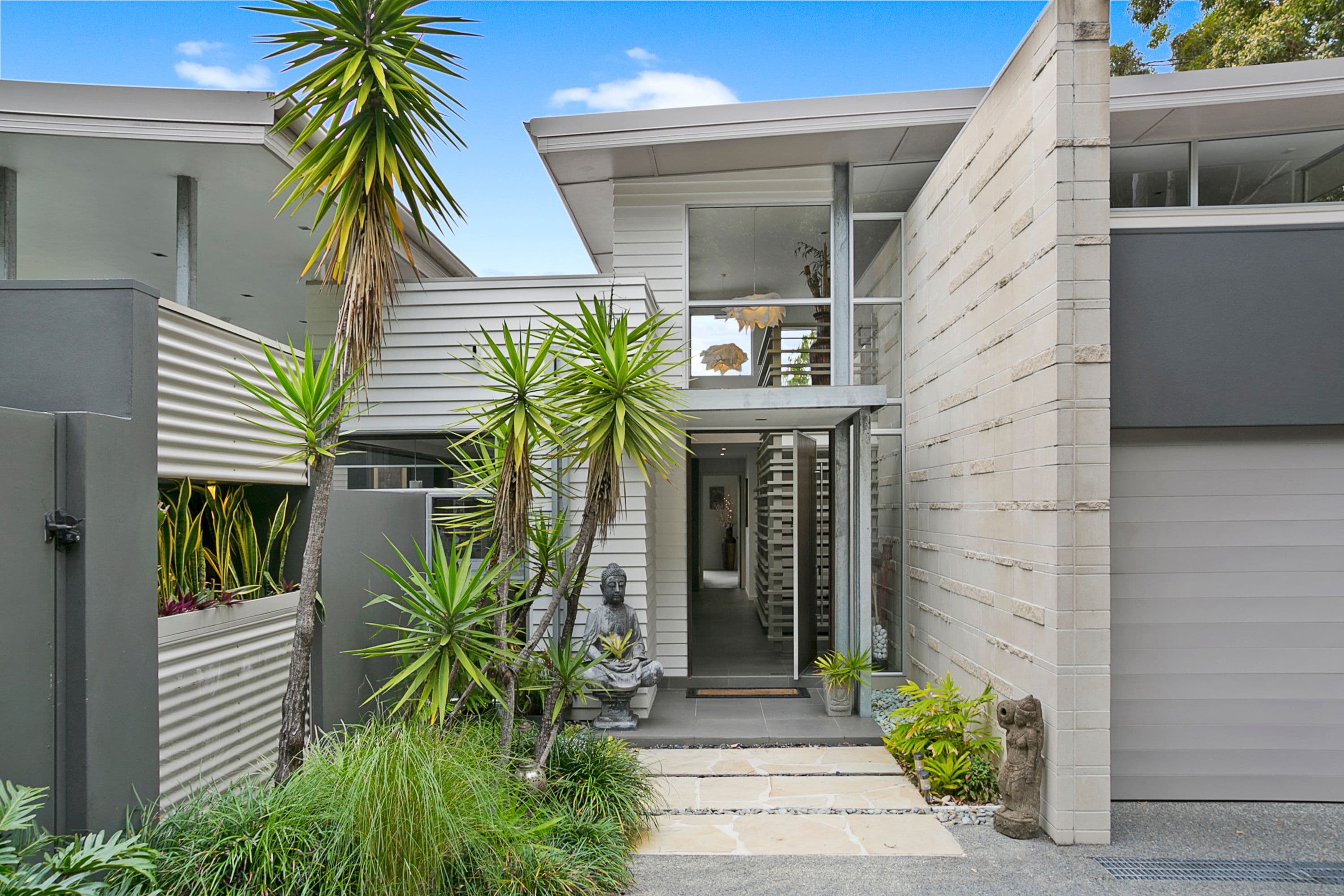 274 Simpsons Road, Currumbin Waters QLD 4223, Currumbin Waters - Thumbnail 2