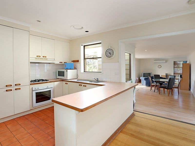 27 Hitchcock Street, Breakwater VIC 3219, Breakwater - Thumbnail 5