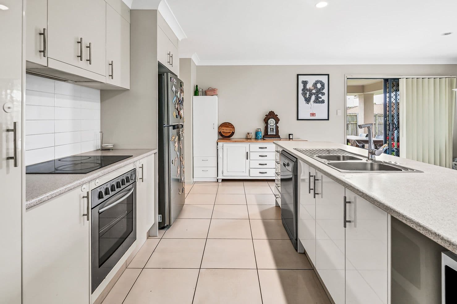 29 Bellinger Key, Pacific Pines QLD 4211, Pacific Pines - Thumbnail 4