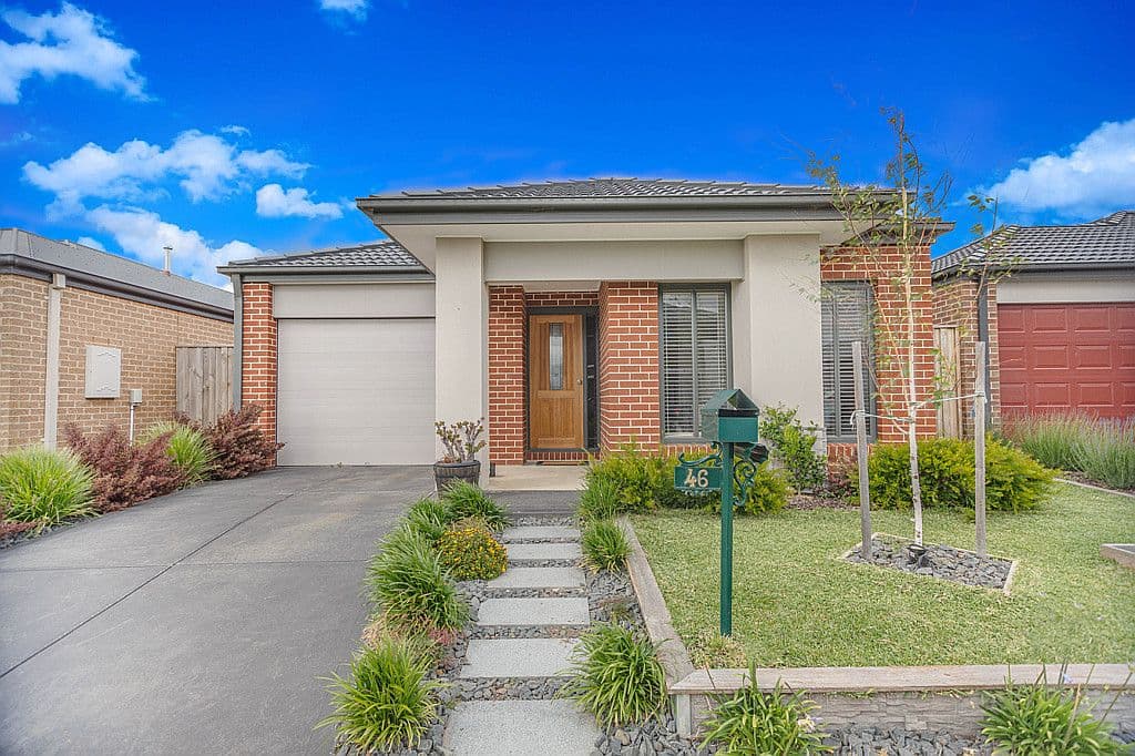 46 Castillo Avenue, Clyde North VIC 3978, Clyde North - Thumbnail 4