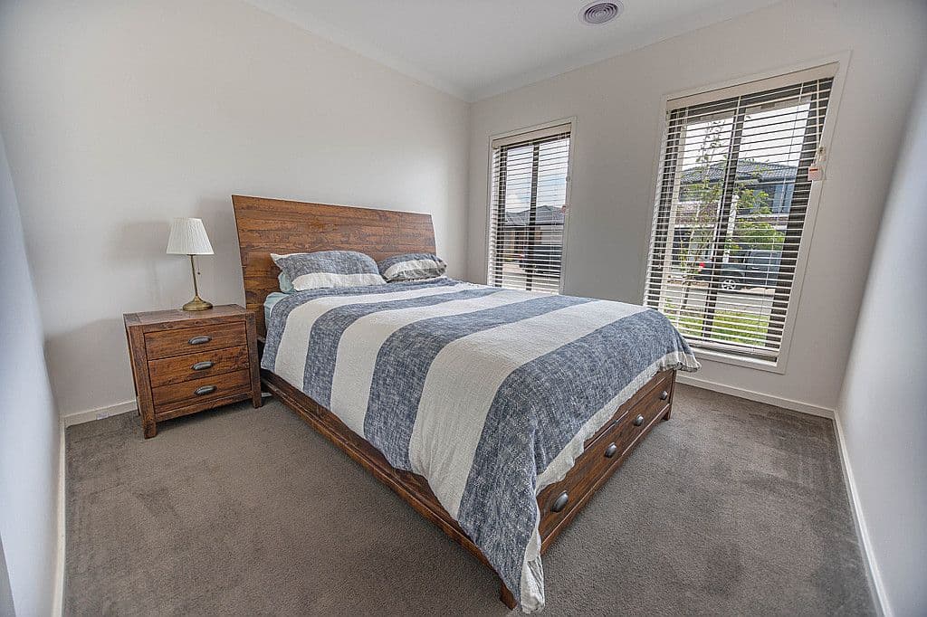 46 Castillo Avenue, Clyde North VIC 3978, Clyde North - Thumbnail 7