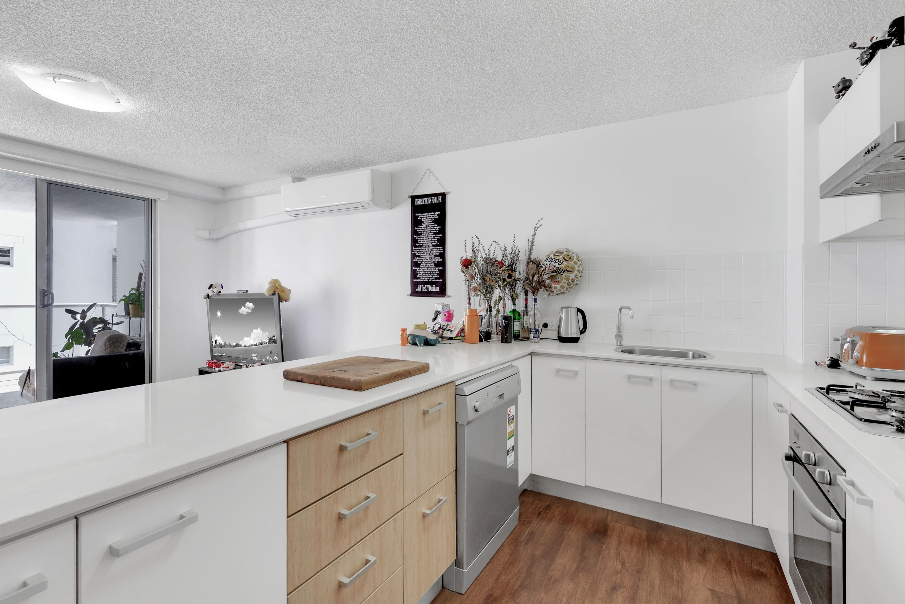 8 Cordelia Street, South Brisbane QLD 4101, South Brisbane - Thumbnail 2